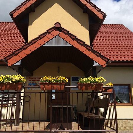 Gosciniec W Ogrodzie Apartment Brusy Екстериор снимка