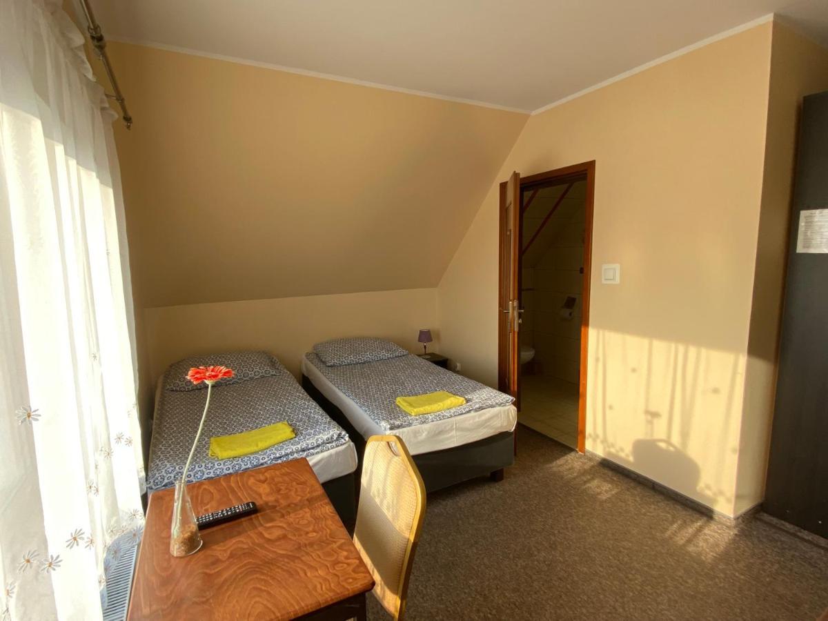 Gosciniec W Ogrodzie Apartment Brusy Екстериор снимка